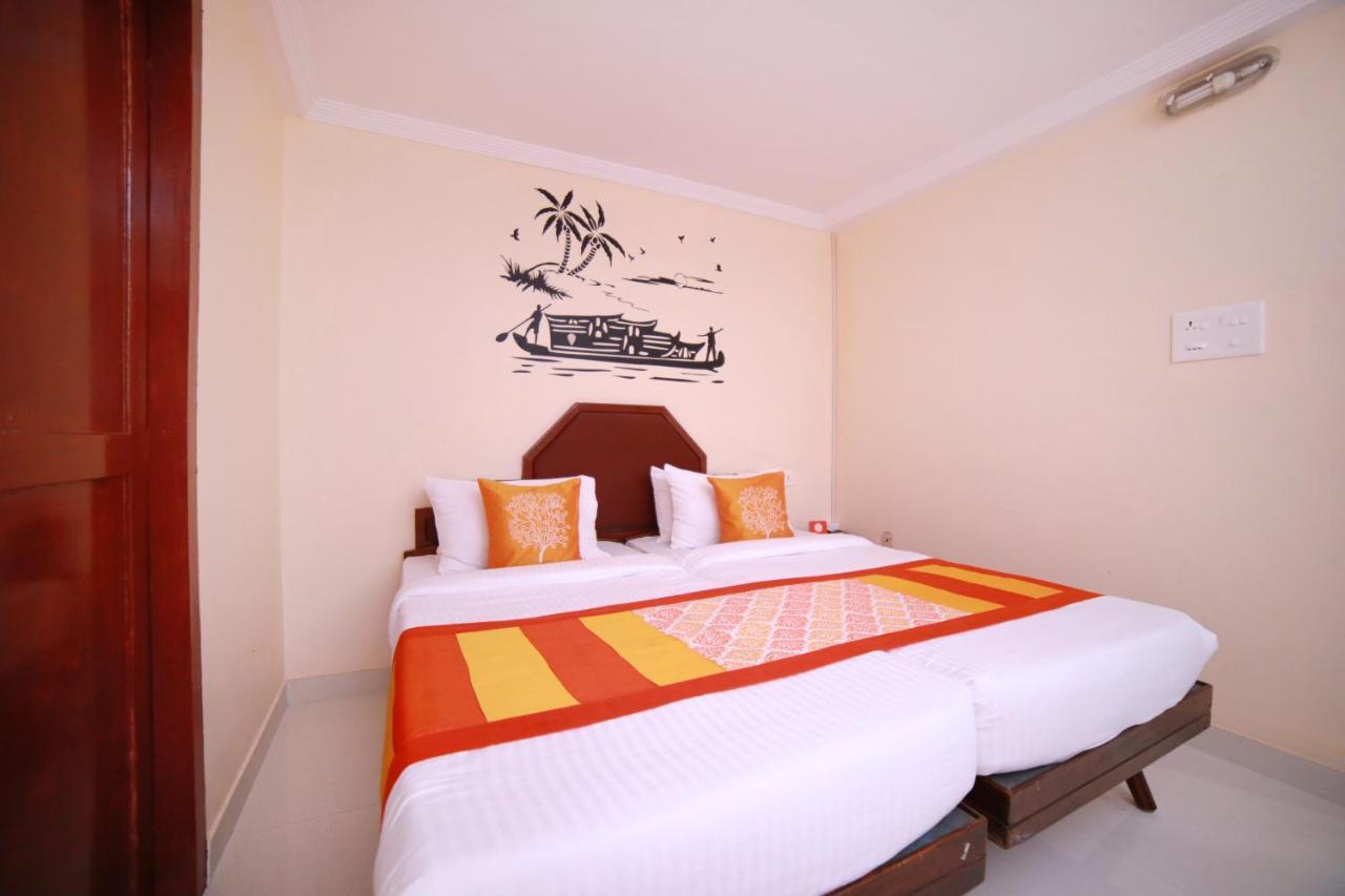 تريفِندرم Oyo 7926 Hotel Fort View المظهر الخارجي الصورة